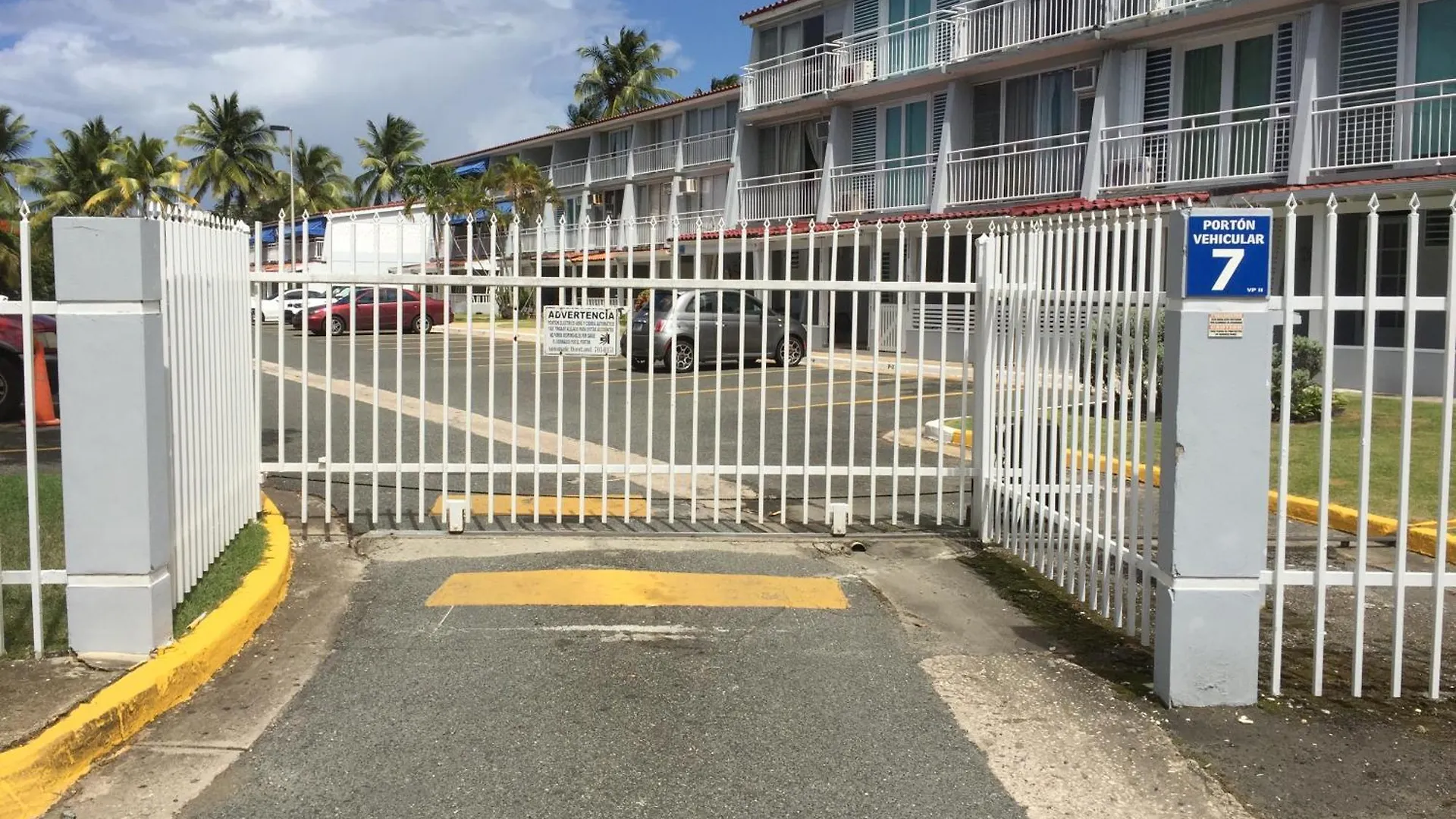 A Pasos De La Playa Apartman Dorado Puerto Rico
